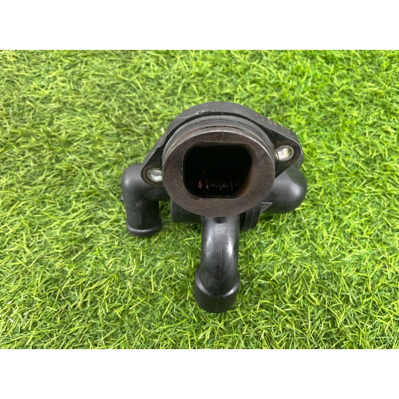 Термостат (система охолодження) Volkswagen Amarok 2H 2012 2.0 03L121111AB