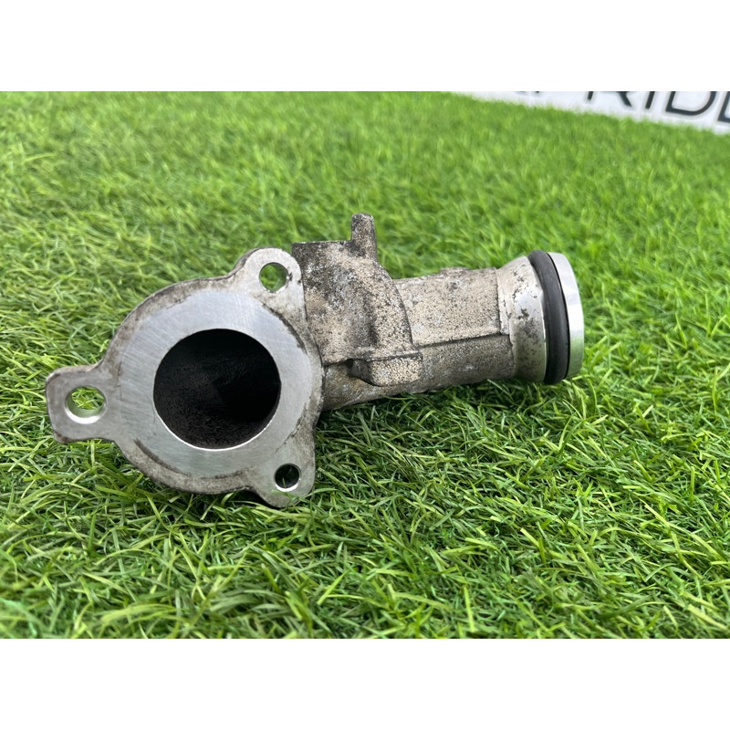 Фланец турбины (кронштейны двигателя) Volkswagen Amarok 2H 2012 2.0