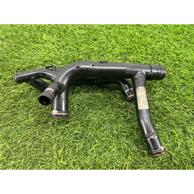 Трубка системы охлаждения (система охлаждения) Volkswagen Amarok 2H 2012 2.0 03L121049G