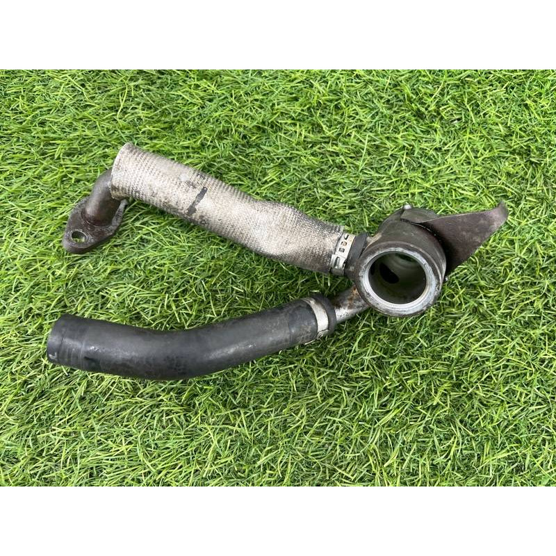 Обратный маслопровод турбины (впускная система) Volkswagen Amarok 2H 2012 2.0 03L145735A