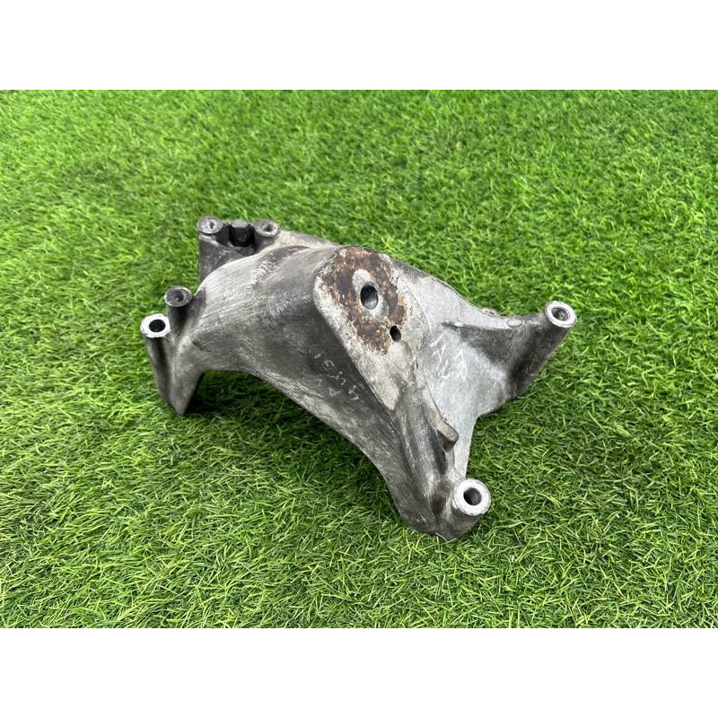 Кронштейн двигателя (кронштейны двигателя) Volkswagen Amarok 2H 2012 2.0 03L199308