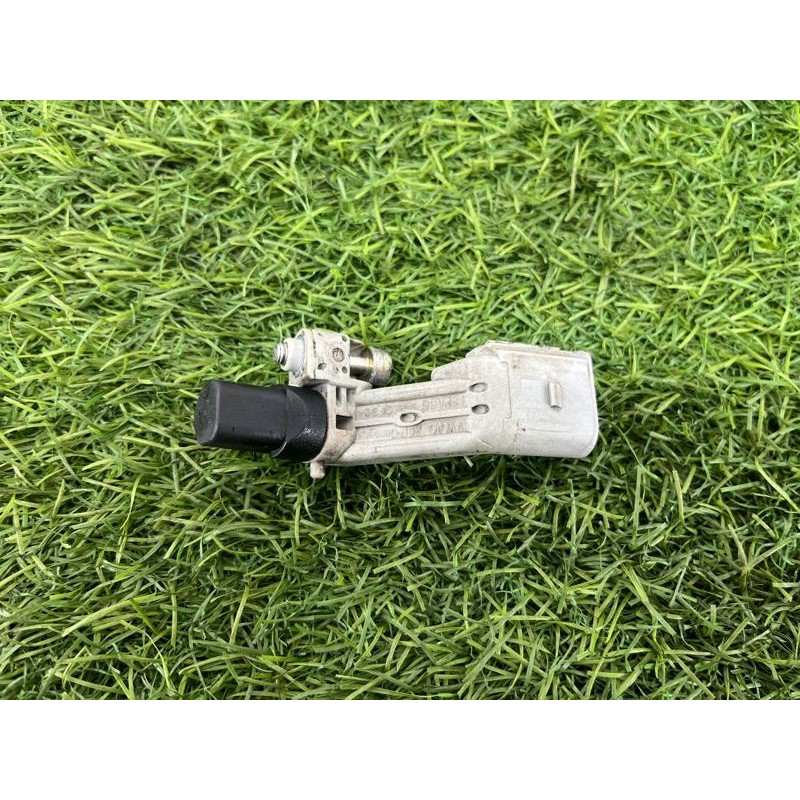 Датчик положения коленвала (электрика двигателя) Volkswagen Amarok 2H 2012 2.0 036906433d