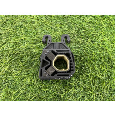 Крепление радиатора