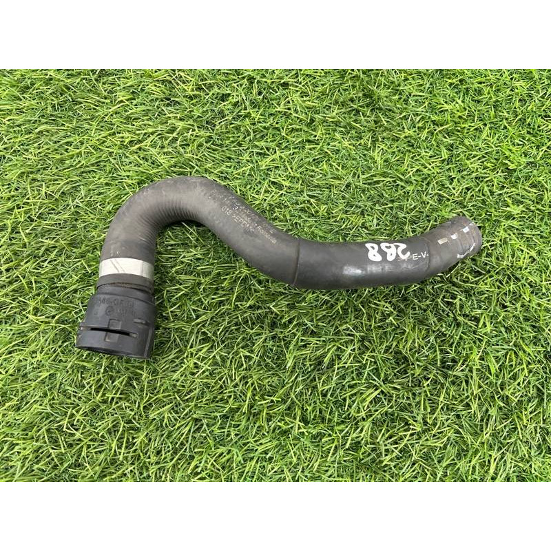 Патрубок (система охлаждения) Volkswagen Passat B8 2016 2.0 tdi 5Q0122101S