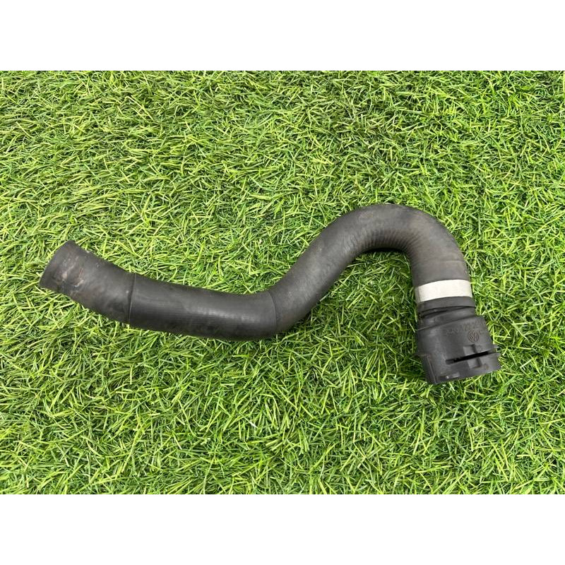 Патрубок (система охлаждения) Volkswagen Passat B8 2016 2.0 tdi 5Q0122101S