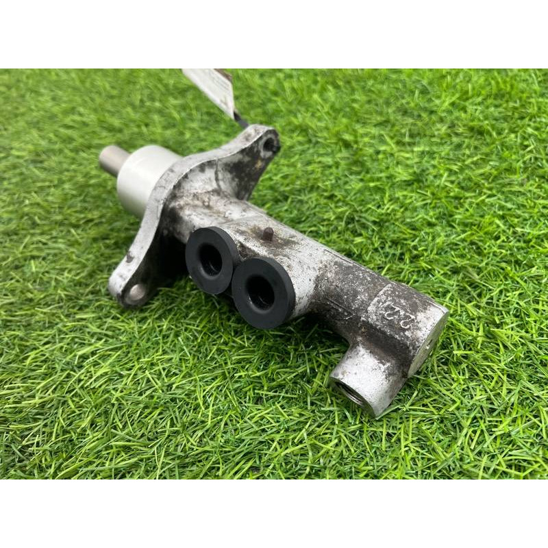 Главный тормозной цилиндр (тормозная система) Volkswagen Golf 1K 2004 2.0 BKD 2903wjt8