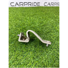 Петля багажника