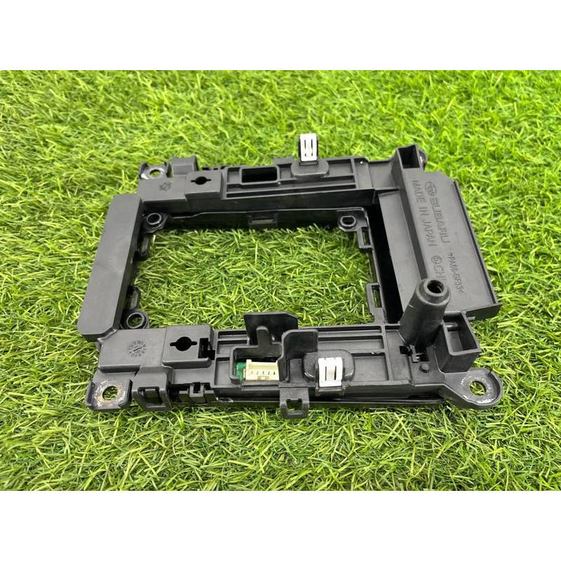 Накладка центральной консоли (салон) Subaru Forester SK 2020 2.5 35170SJ090