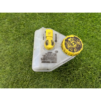 Бачок тормозной жидкости