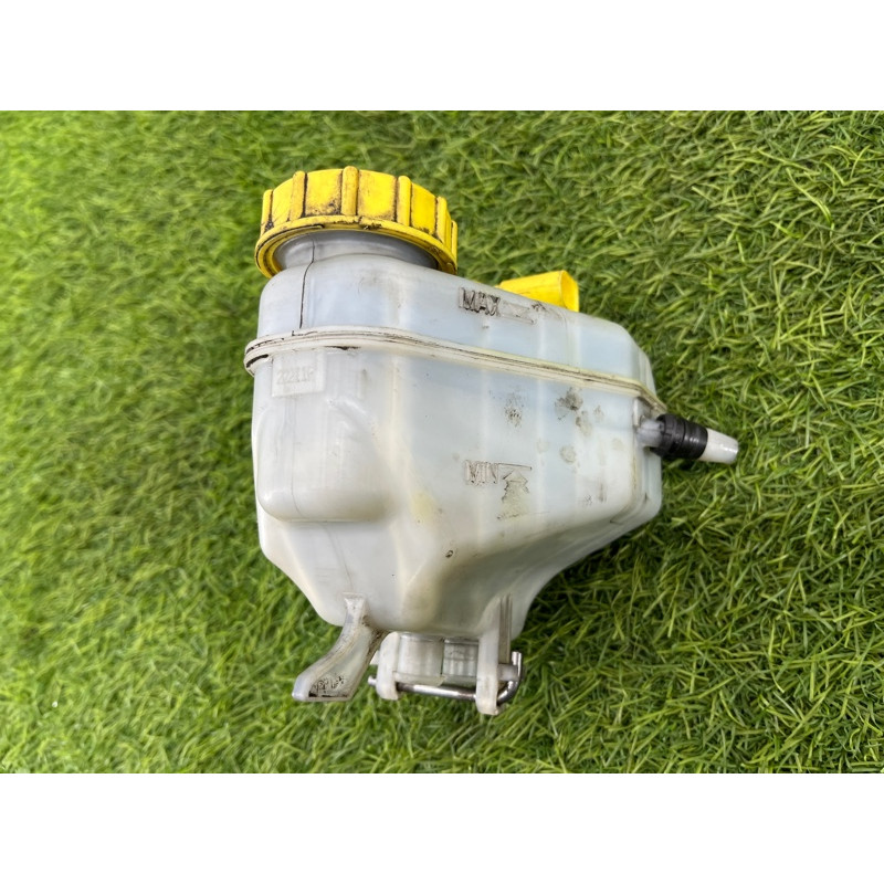 Бачок тормозной жидкости (тормозная система) Volkswagen Amarok 2H 2012 2.0 2H0611303