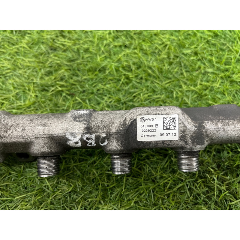 Топливная рампа (топливная система) Volkswagen Passat B8 2016 2.0 tdi 04L130089G