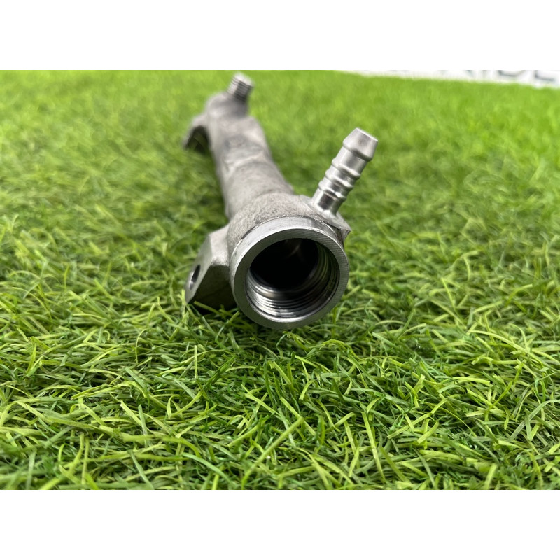 Топливная рампа (топливная система) Volkswagen Passat B8 2016 2.0 tdi 04L130089G