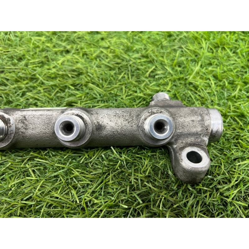 Топливная рампа (топливная система) Volkswagen Passat B8 2016 2.0 tdi 04L130089G