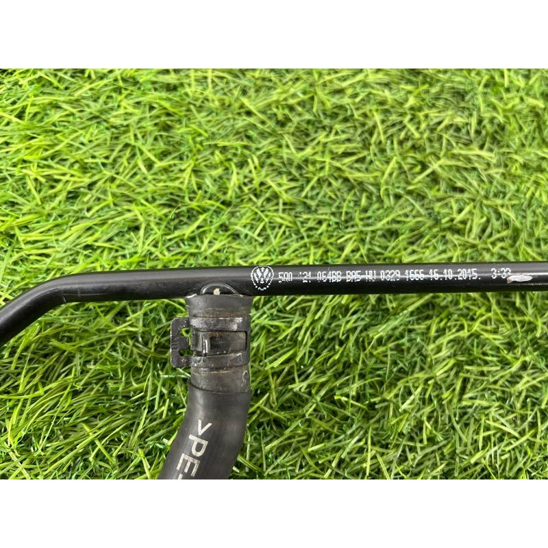 Трубка системы охлаждения (система охлаждения) Volkswagen Passat B8 2016 2.0 tdi 5Q0121064BB