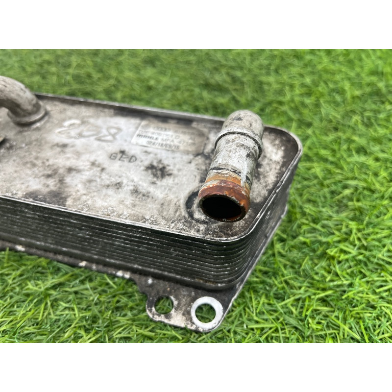 Теплообменник масляного фильтра (двигатель и элементы) Volkswagen Passat B8 2016 2.0 tdi 02E409061D