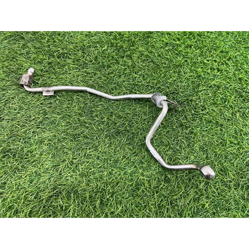 Трубка турбины (впускная система) Volkswagen Passat B8 2016 2.0 tdi 04l145771h