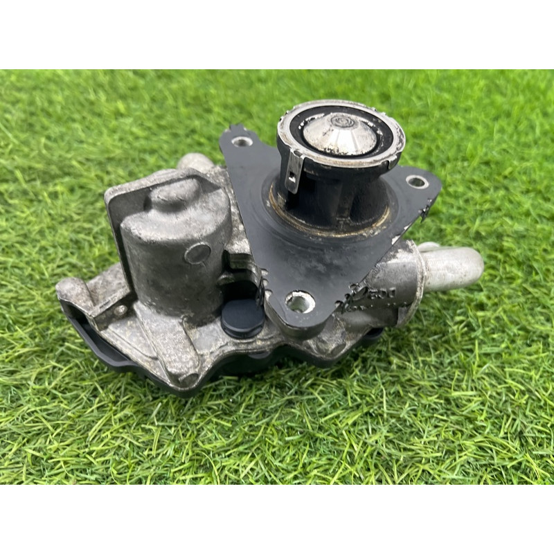 Клапан ЕГР (двигатель и элементы) Volkswagen Passat B8 2016 2.0 tdi 04L131501M