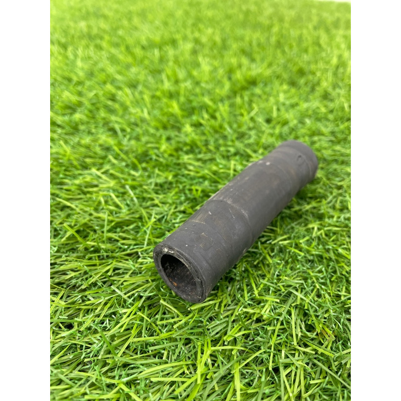 Патрубок (система охлаждения) Volkswagen Passat B8 2016 2.0 tdi 04L121101