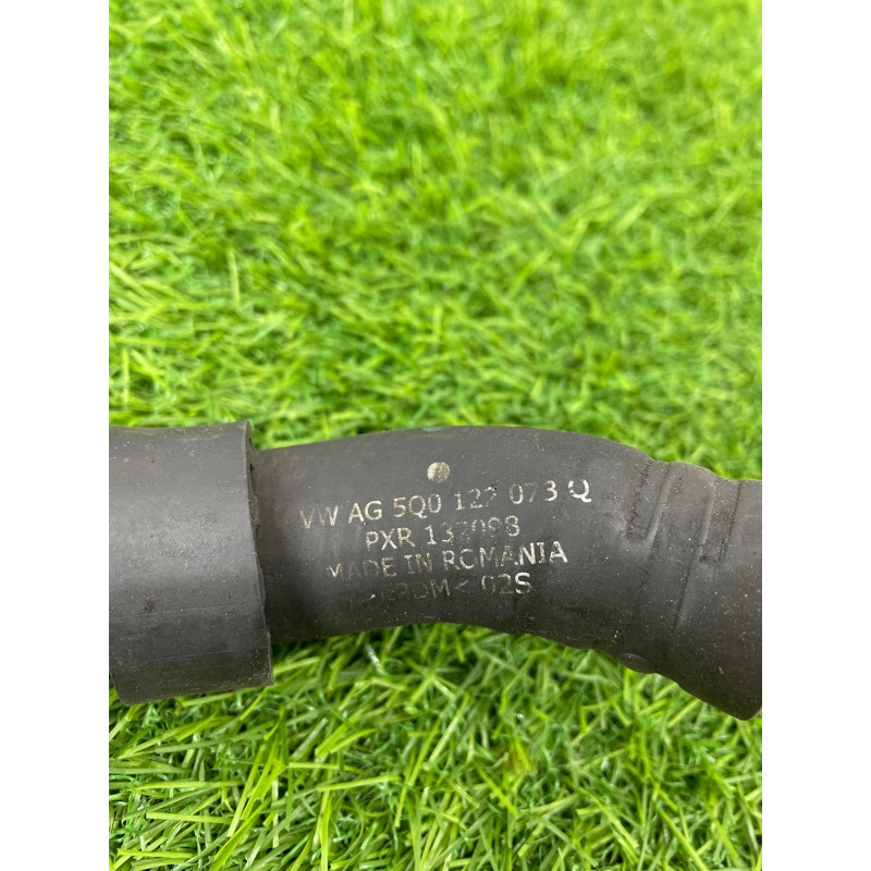 Патрубок (система охлаждения) Volkswagen Passat B8 2016 2.0 tdi 5Q0122073Q