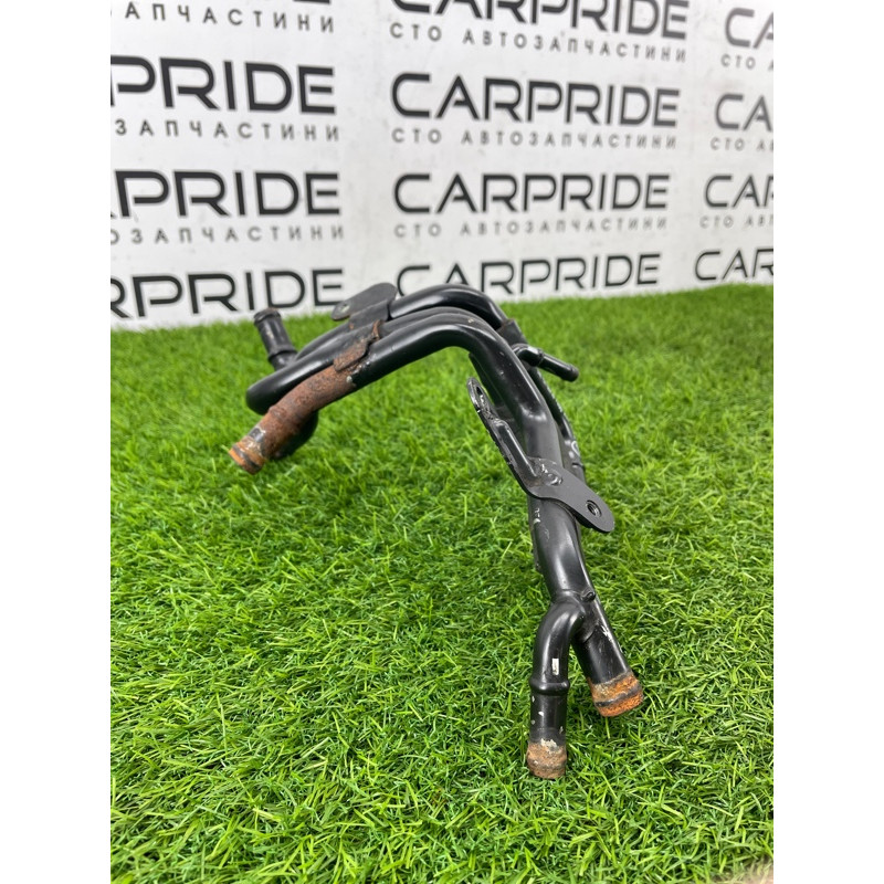 трубка (двигатель и элементы) Volkswagen Passat B8 2016 2.0 tdi 04L121064AC