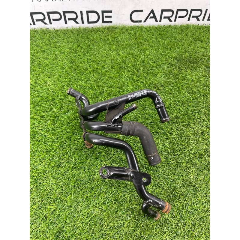 трубка (двигатель и элементы) Volkswagen Passat B8 2016 2.0 tdi 04L121064AC