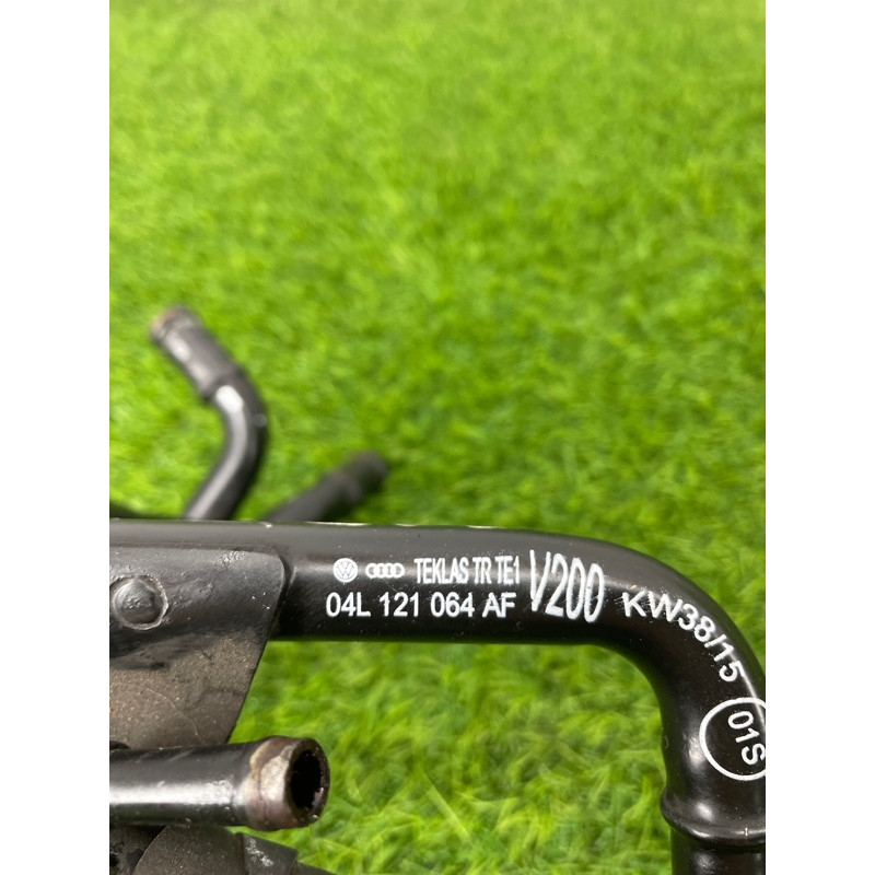 трубка (двигатель и элементы) Volkswagen Passat B8 2016 2.0 tdi 04L121064AC