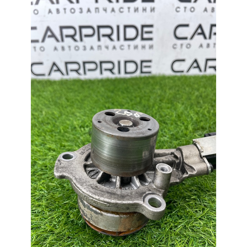 Помпа (система охлаждения) Volkswagen Passat B8 2016 2.0 tdi 04L121011P