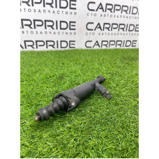 Рабочий цилиндр сцепления