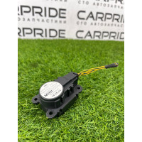 Привод заслонки отопителя