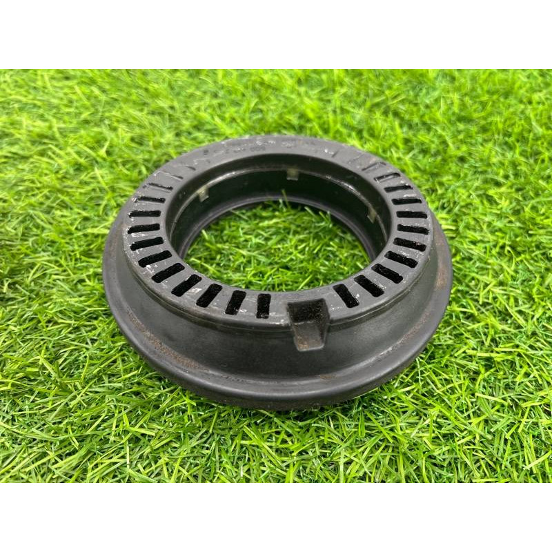 Опора пружины верхняя (подвеска) Volkswagen Passat B8 2016 2.0 tdi 5Q0412249E