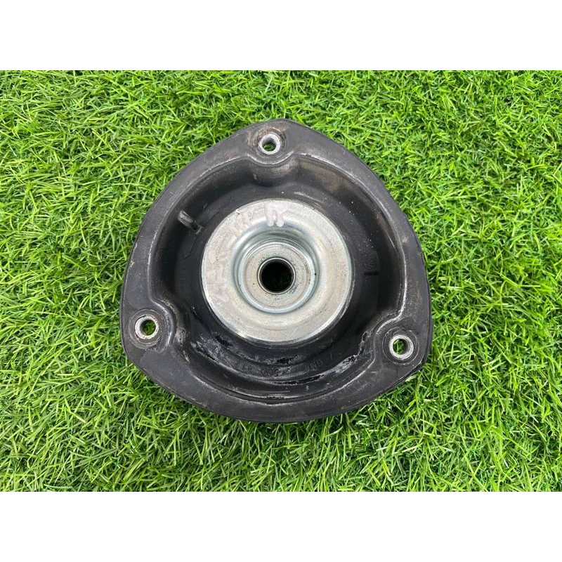 Опора стойки (подвеска) Volkswagen Passat B8 2016 2.0 tdi 5Q0412331C