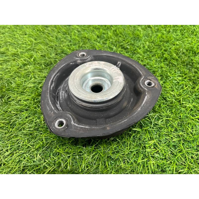 Опора стойки (подвеска) Volkswagen Passat B8 2016 2.0 tdi 5Q0412331C