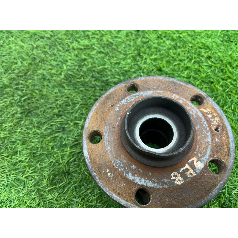 Ступица (подвеска) Volkswagen Passat B8 2016 2.0 tdi 5Q0407621D