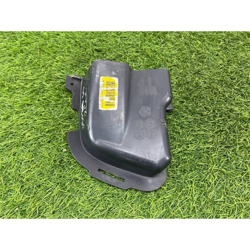 Заглушка бампера (кузов и элементы) Jeep Cherokee KL 2014 3.2 68205073ab