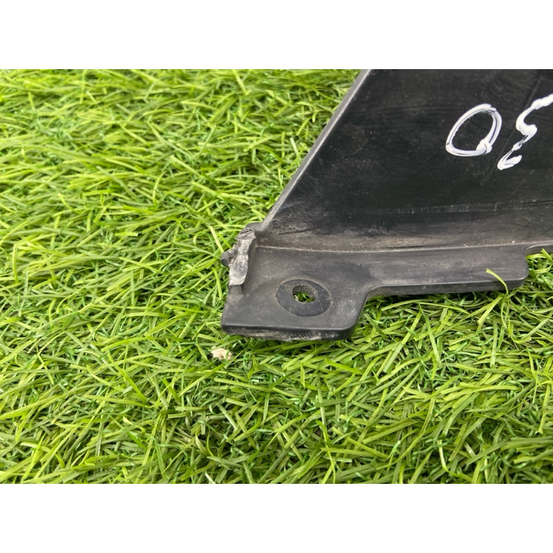 Заглушка бампера (кузов и элементы) Jeep Cherokee KL 2014 3.2 68205073ab