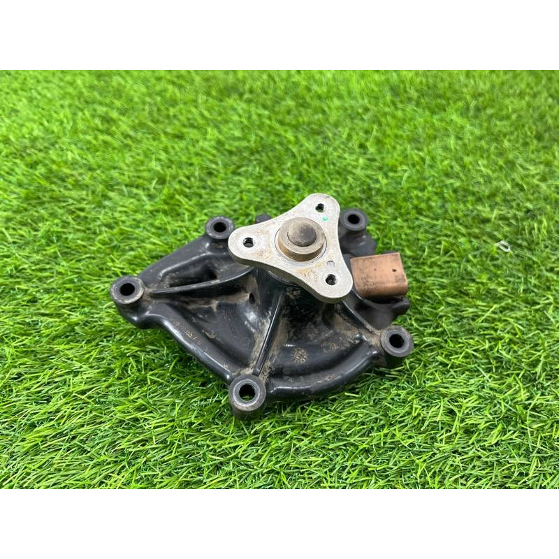 Помпа (система охлаждения) Mini Cooper R56 R56 2006 11517550484