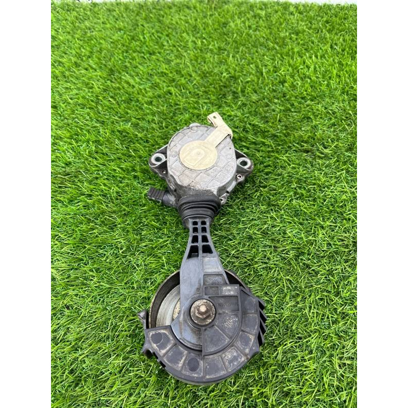 Натяжитель приводного ремня (двигатель и элементы) Mini Cooper R56 R56 2006 11287598832