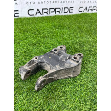 Кронштейн подушки двигателя