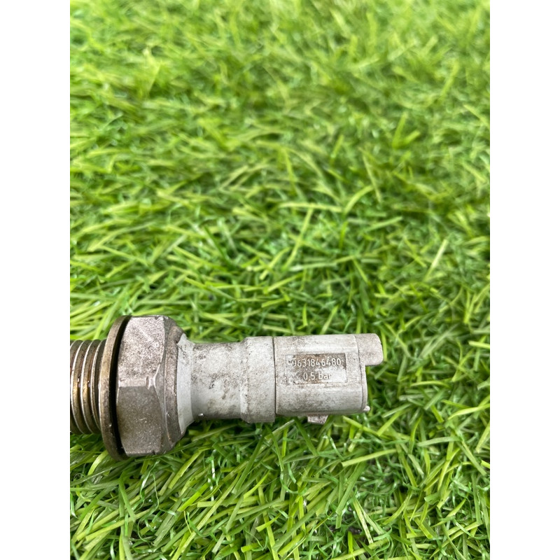 Датчик давления масла (электрика двигателя) Mini Cooper R56 R56 2006 12617568481