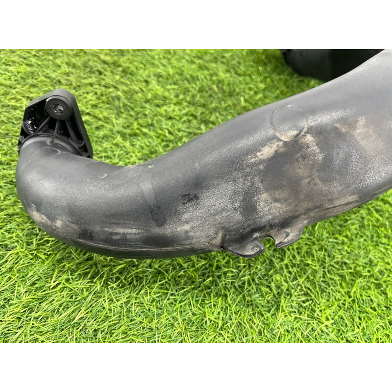 Патрубок интеркулера (двигатель и элементы) Renault Megane 3 2011 1,5 dCi (K9K837) 8200645723