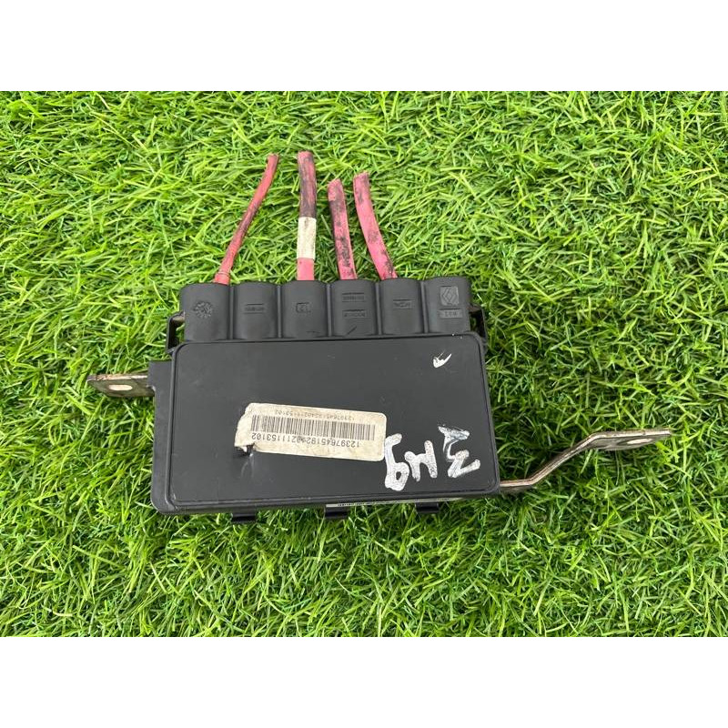 Блок предохранителей (электрика) Renault Megane 3 2011 1,5 dCi (K9K837) 243170003R