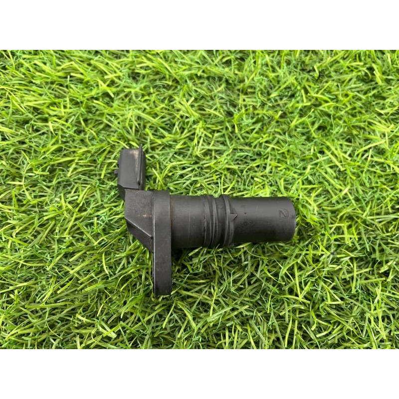 Датчик положения коленвала (электрика двигателя) Renault Megane 3 2011 1,5 dCi (K9K837) 237313810R