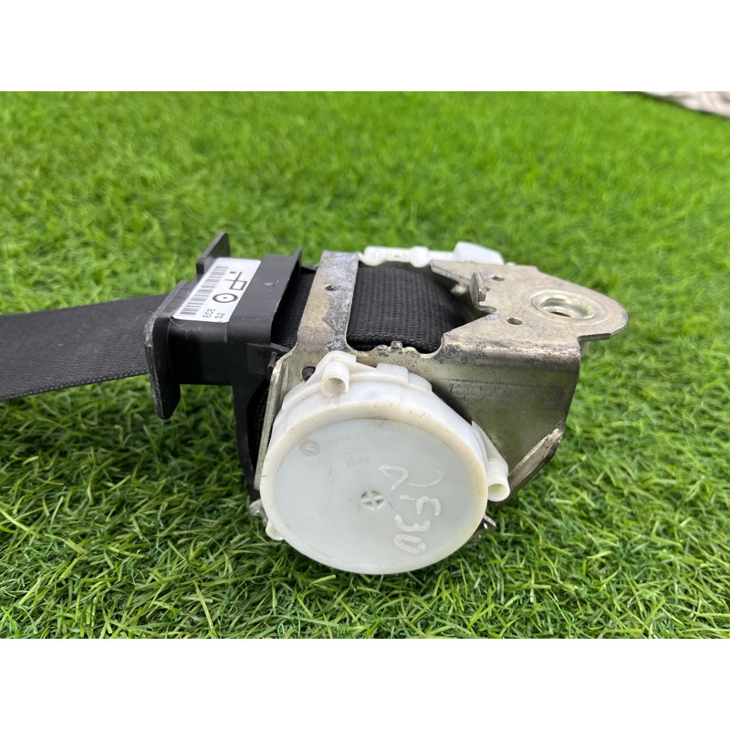 Ремінь безпеки (airbag/безопасность) BMW 3-series F30 2013 N47D20 33035173