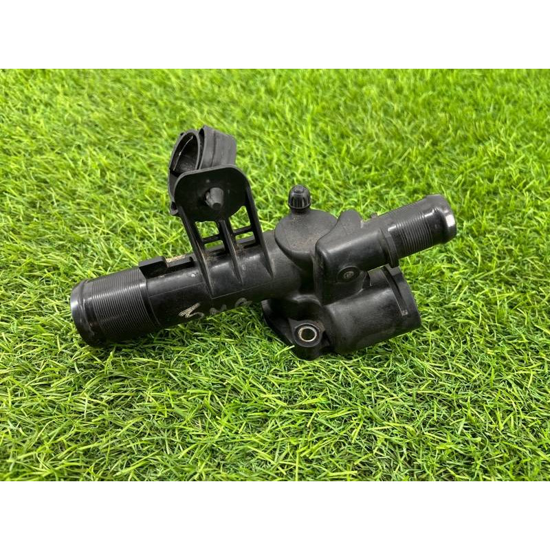 Корпус термостата (система охлаждения) Renault Megane 3 2011 1,5 dCi (K9K837) 110605536R