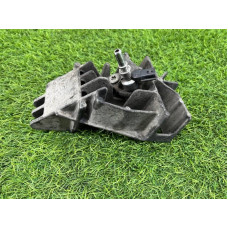 Кронштейн форсунки