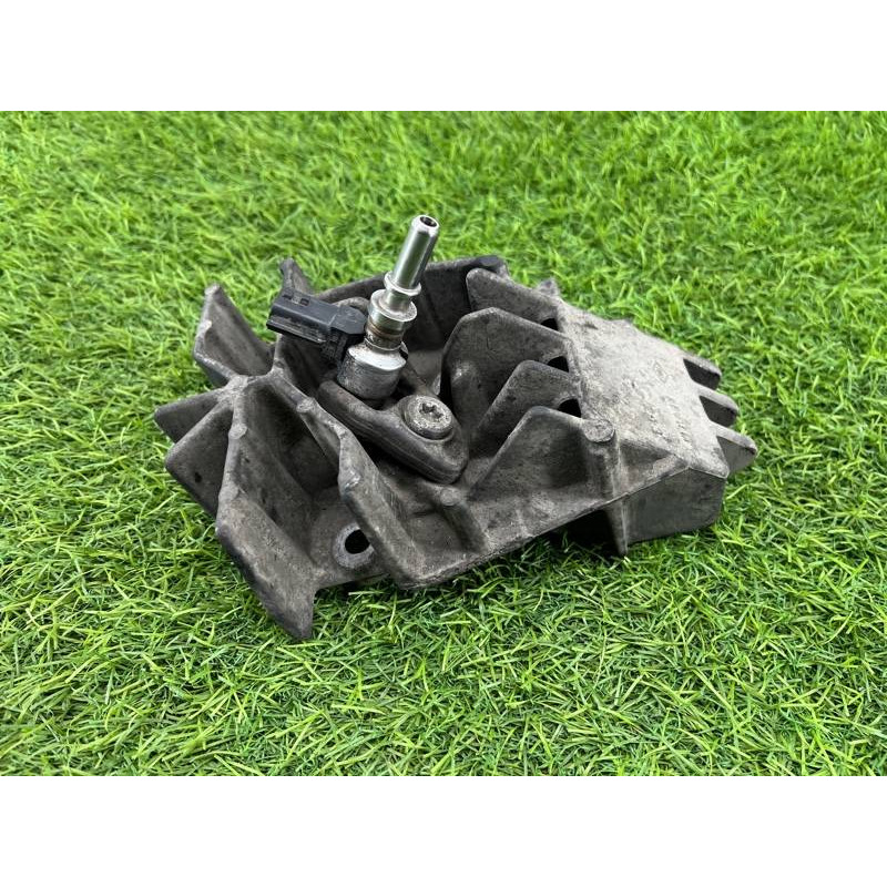 Кронштейн форсунки (топливная система) Renault Megane 3 2011 1,5 dCi (K9K837) 8200771226