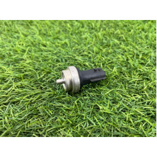 Датчик температуры охлаждающей жидкости