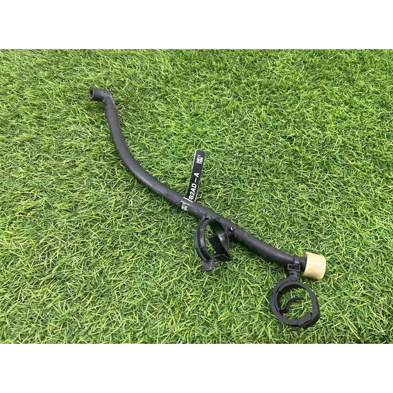 Трубка вентиляции (двигатель и элементы) Jeep Grand Cherokee WK2 2018 3.6 4627482AD