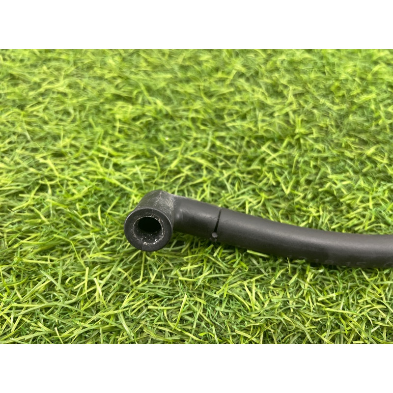 Трубка вентиляции (двигатель и элементы) Jeep Grand Cherokee WK2 2018 3.6 4627482AD