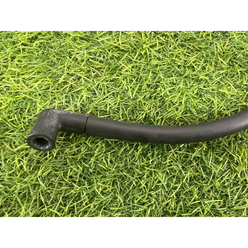 Трубка вентиляции (двигатель и элементы) Jeep Grand Cherokee WK2 2018 3.6 4627482AD